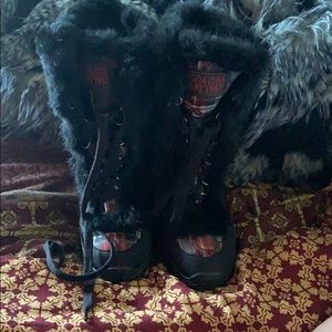 Plaid Coach Winter Boots Women’s size 7 1/2
